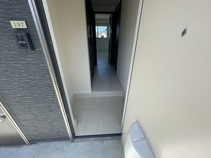 Common五十嵐IIの玄関