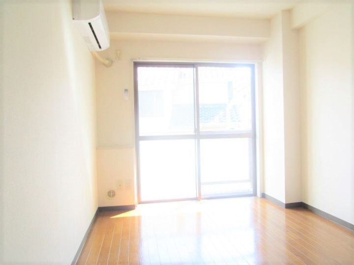 スカイコート町田の居間