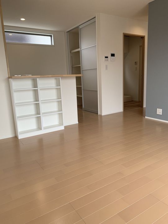 栃木県小山市東城南2(一戸建)の賃貸物件の居間