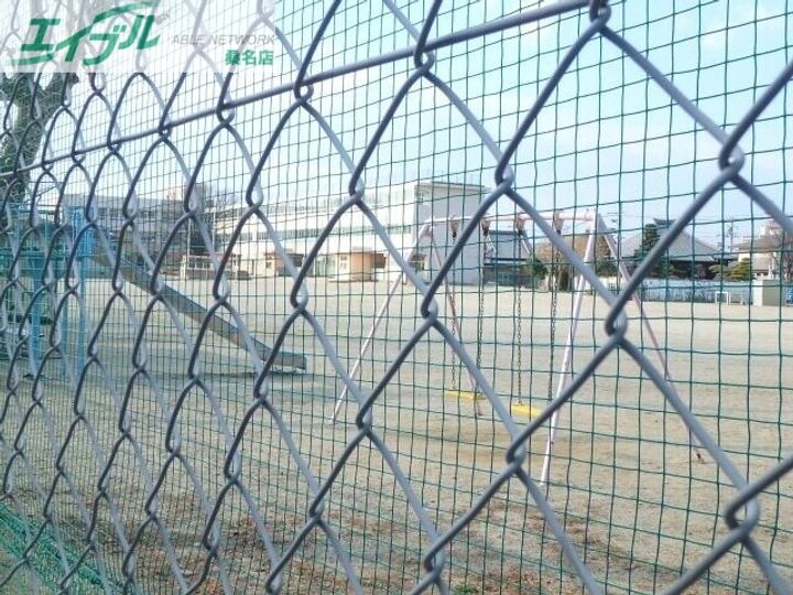 ナディア長折 B棟の周辺