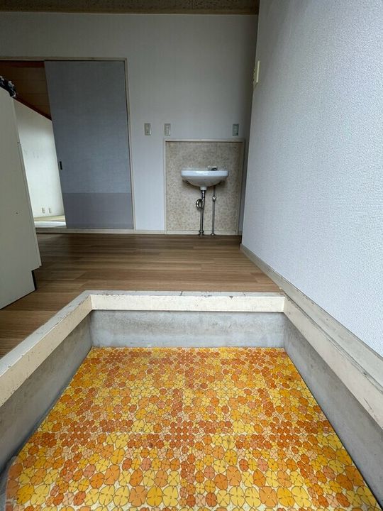 滋賀県大津市坂本6(アパート)の賃貸物件の玄関