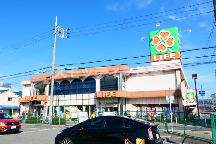 リヴェール壱番館の周辺