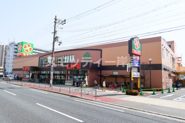 リヴェール壱番館の周辺
