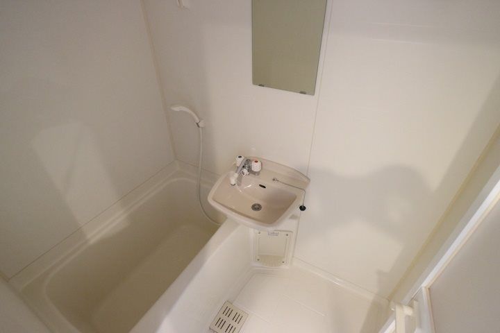 アンセラジオ新越谷の内装