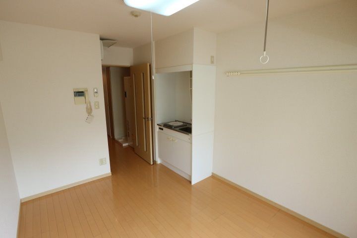 アンセラジオ新越谷の居間