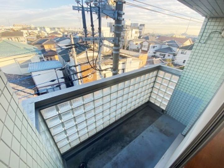 ユッサ浦和の内装