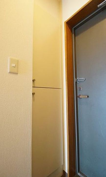 リブステージ横浜の玄関