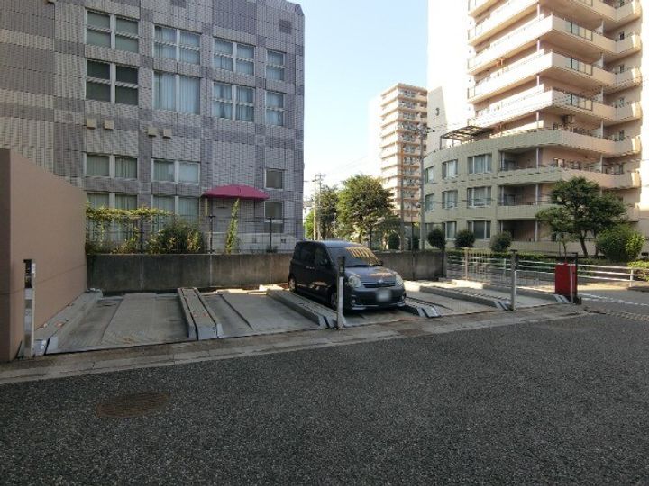 ラフィーネ八千代の地図