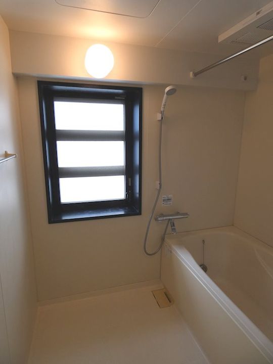 ラフィーネ八千代の風呂