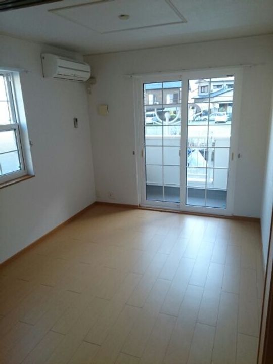 グリーンガーデン・いのの居間