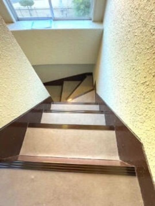 石澤商会学園西町ビルの地図