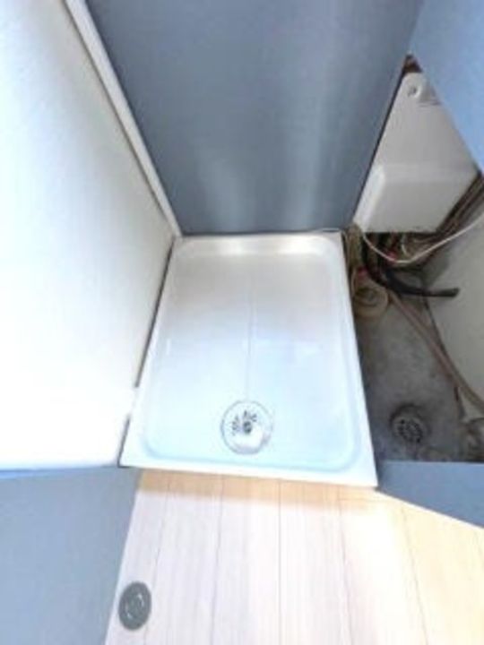 石澤商会学園西町ビルの内装