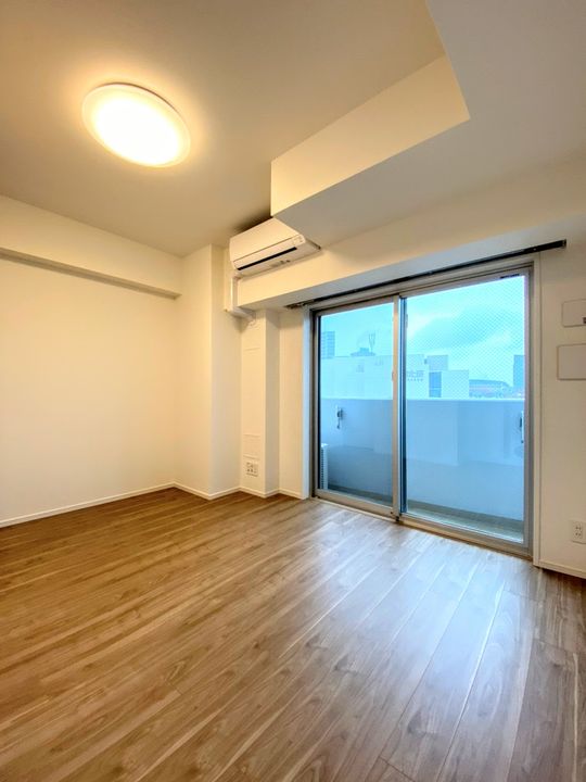 レオンコンフォート池田山の居間