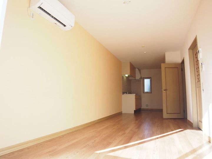 神奈川県藤沢市渡内1(一戸建)の賃貸物件の居間