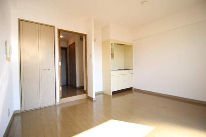 オーキッド青江の居間