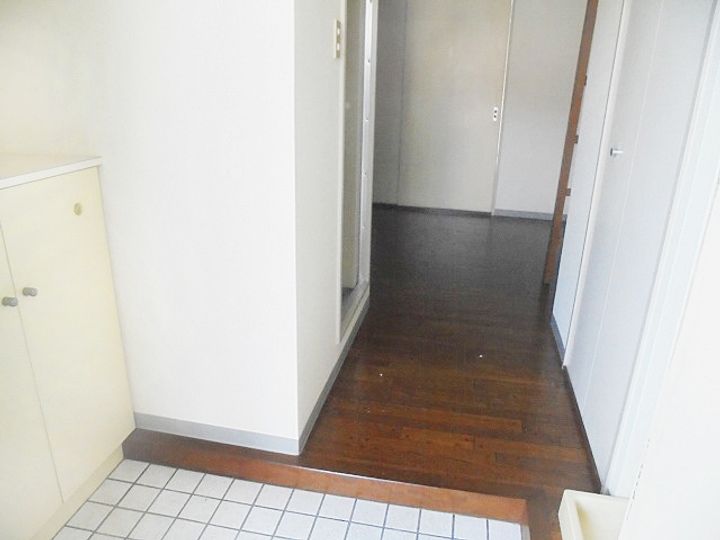 加古川ヤングパレスの玄関