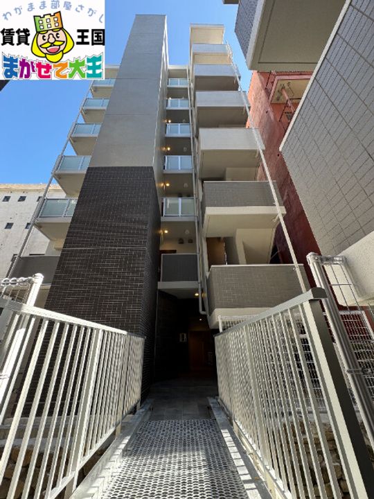 エヴァーグリーンEASTの外観