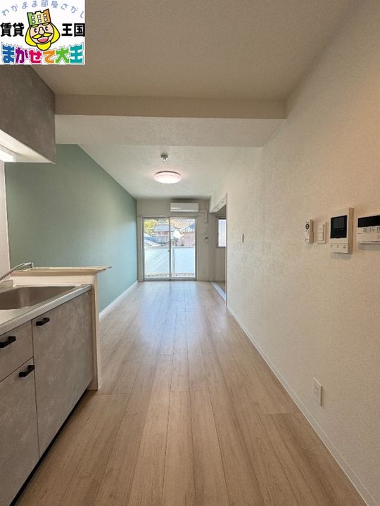 エヴァーグリーンEASTの居間