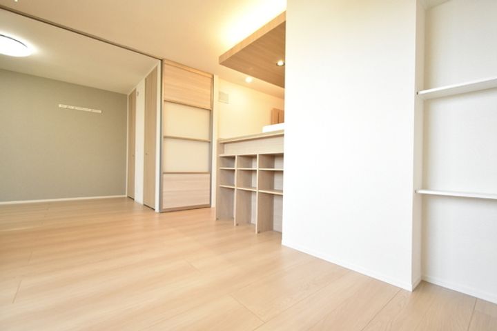 新潟県新潟市中央区女池3(アパート)の賃貸物件の居間