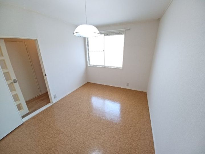 グリーンズホリデイBの居間