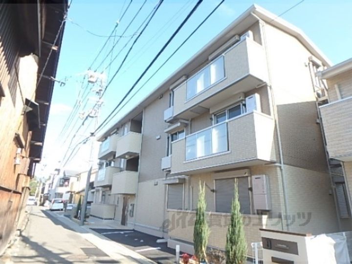 ラ・セゾン嵐山の外観