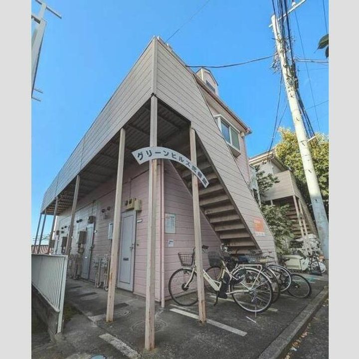 グリーンヒルズ弐番館の外観