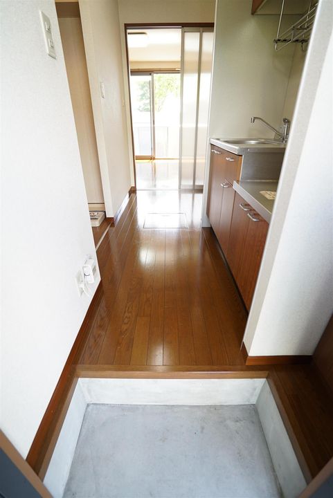 ハイツ オペラシティの玄関