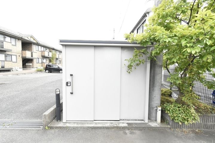 フローラルアベニュー Bの地図