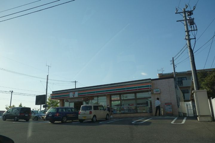 フローラルアベニュー Bの周辺