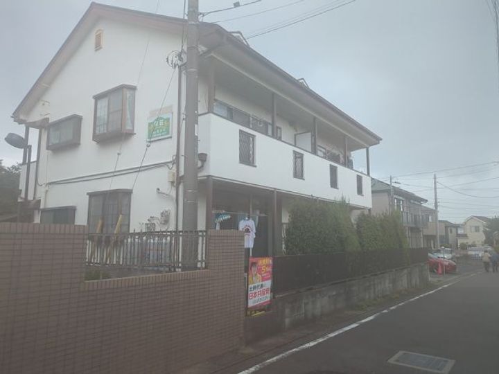 栄荘の外観