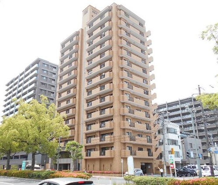 ライオンズマンション呉西中央の外観