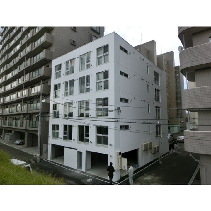 北海道札幌市中央区南十三条西1(マンション)の賃貸物件の外観