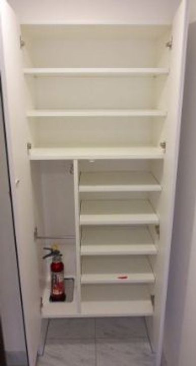 東京都墨田区菊川2(マンション)の賃貸物件の玄関