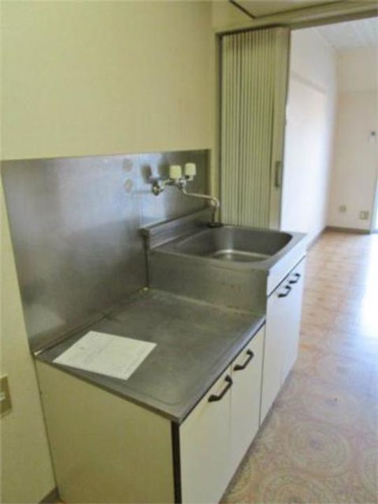 ロイヤル橋本(西橋本4)のキッチン