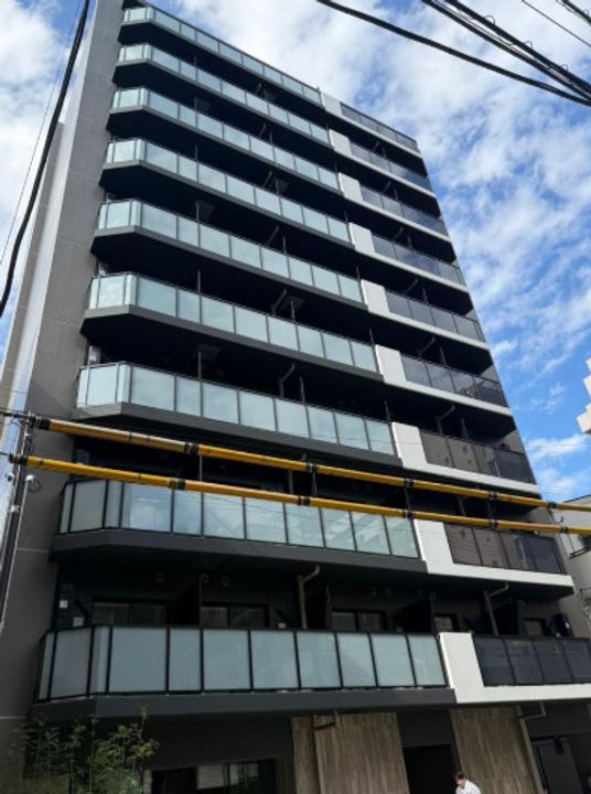 神奈川県横浜市神奈川区反町4(マンション)の賃貸物件の外観