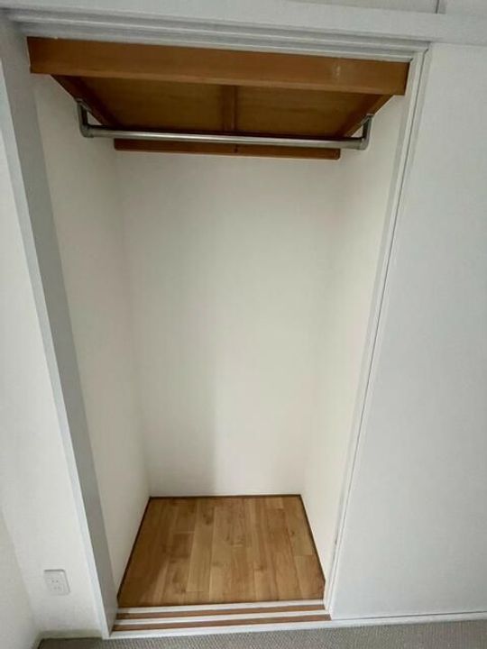 エクセル弘明寺西の内装