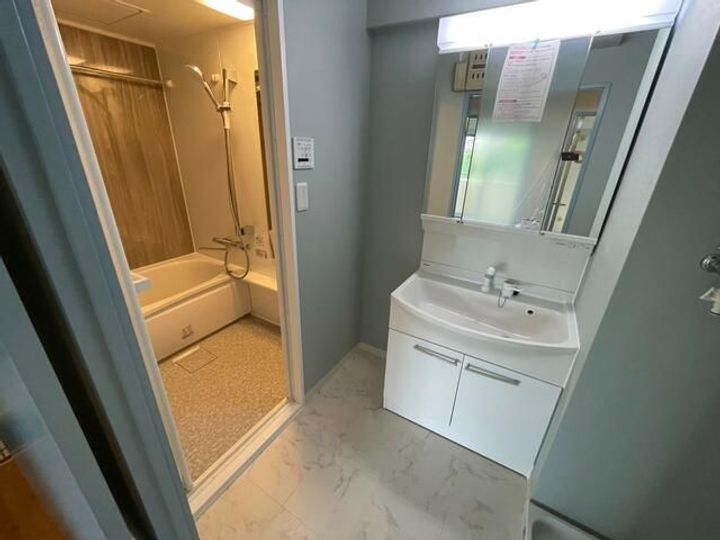 エクセル弘明寺西の内装