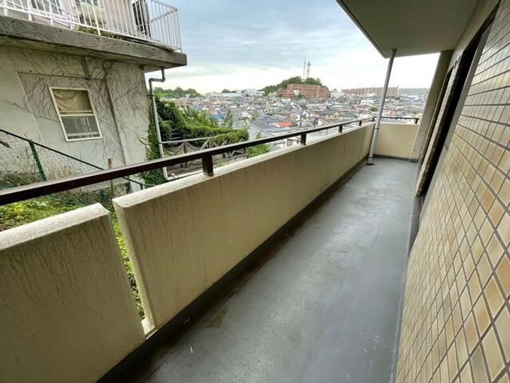 エクセル弘明寺西の内装