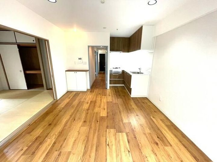 エクセル弘明寺西の居間