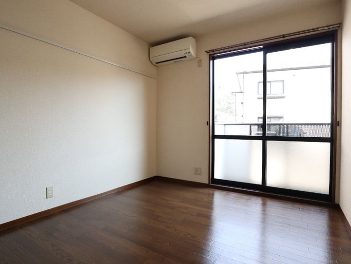 岡山県浅口市金光町大谷(アパート)の賃貸物件の居間