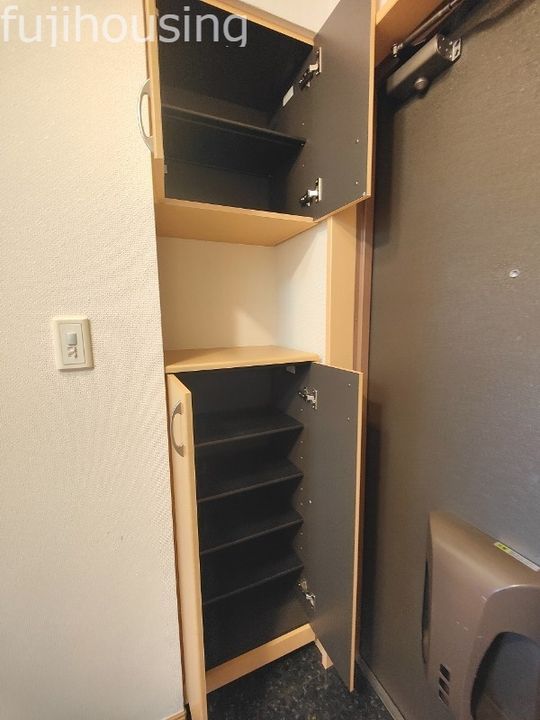 スタークレストの玄関