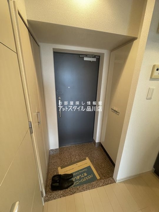 東京都大田区大森中1(マンション)の賃貸物件の玄関