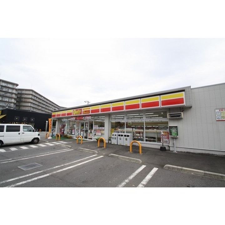 エクレールKVIの周辺