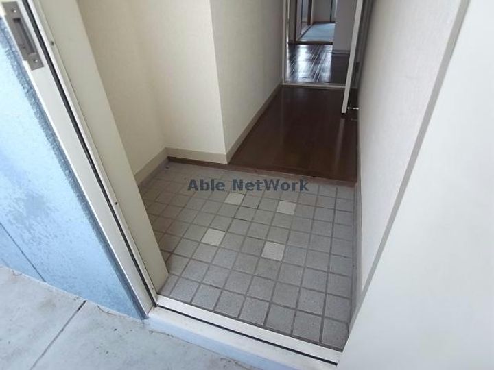 岐阜県大垣市南若森町1(アパート)の賃貸物件の玄関