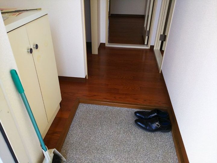 神奈川県横浜市港北区日吉本町5(アパート)の賃貸物件の玄関