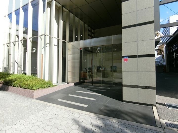 ロイヤルタワー大阪谷町の地図