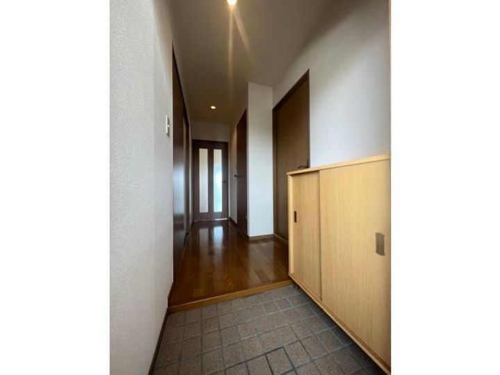 静岡県浜松市中央区入野町(マンション)の賃貸物件の玄関