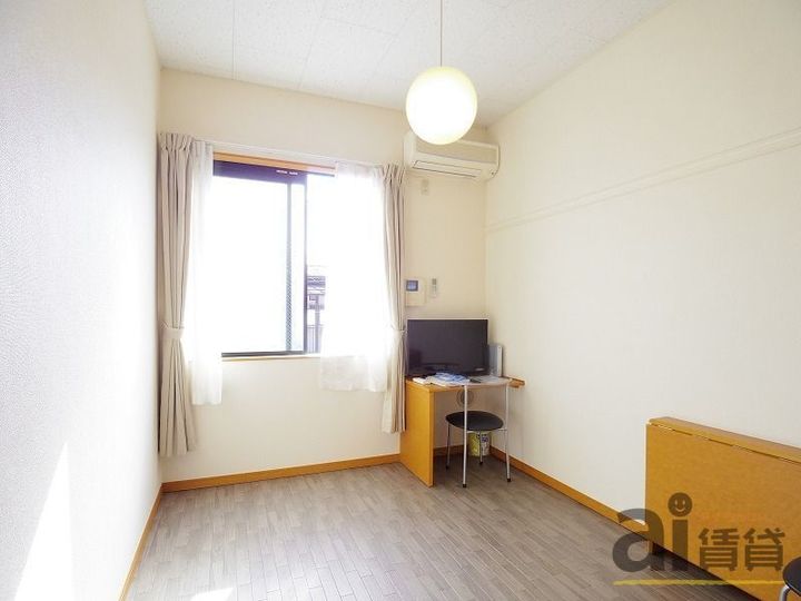 東京都府中市若松町3(アパート)の賃貸物件の居間