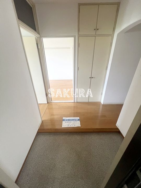 みずきが丘住宅7号棟の玄関