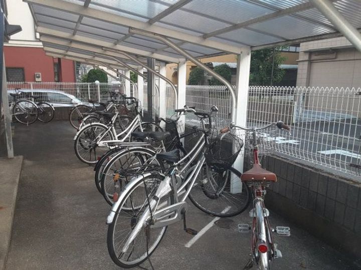 メイプルハイツ弐番館の地図